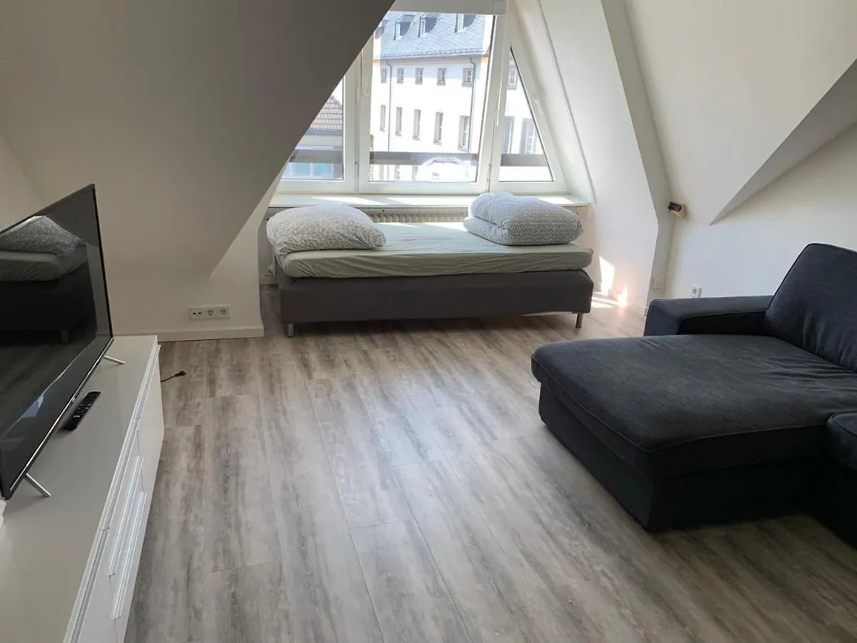 Altstadt Kunstmuseum Dusseldorf Apartment