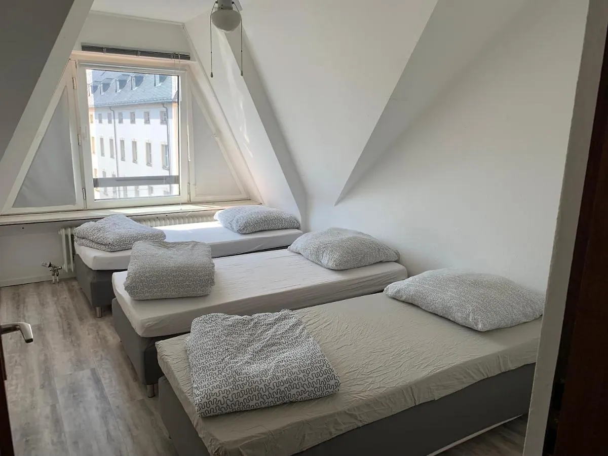 Altstadt Kunstmuseum Dusseldorf Apartment